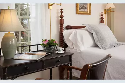 37 Marsh Street, Newport, RI 02840 - Photo 14