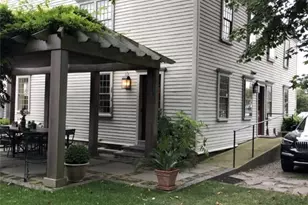 37 Marsh St, Newport, RI 02840 - Photo 20