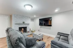 7 Wilbur Ave, Newport, RI 02840 - Photo 14