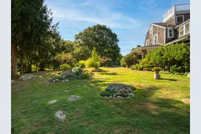 2139 Commodore Oliver Hazard Perry Highway, South Kingstown, RI 02879 - Photo 36