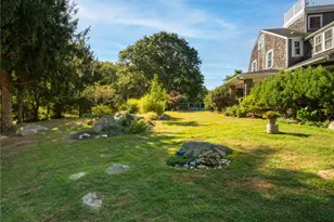 2139 Commodore Oliver Hazard Perry Hwy, South Kingstown, RI 02879 - Photo 36