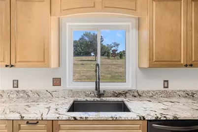 18 Jh Dwyer Drive, Middletown, RI 02842 - Photo 18