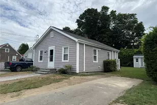 53 Center Ave, Middletown, RI 02842 - Photo 26