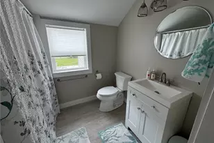 53 Center Ave, Middletown, RI 02842 - Photo 22