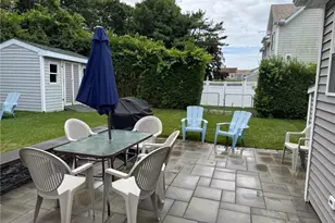 53 Center Ave, Middletown, RI 02842 - Photo 28