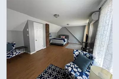 29 Anthony Street, Newport, RI 02840 - Photo 16