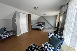 29 Anthony St, Newport, RI 02840 - Photo 16