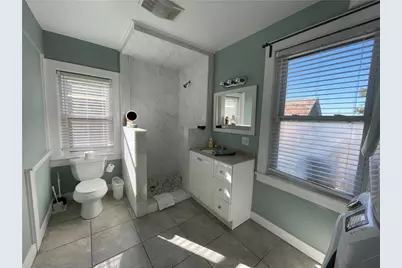 29 Anthony Street, Newport, RI 02840 - Photo 12