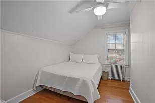 12 Hammond St, Newport, RI 02840 - Photo 16