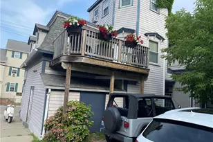 4 Hammond St, Newport, RI 02840 - Photo 2