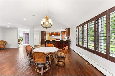 18 Anawan Avenue, Narragansett, RI 02882 - Photo 12