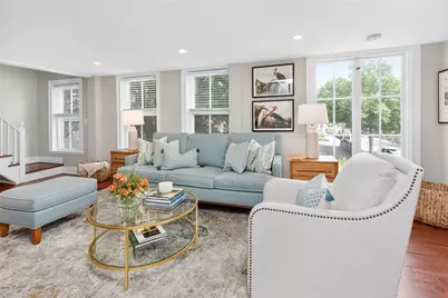 43 Farewell Street #2, Newport, RI 02840 - Photo 4