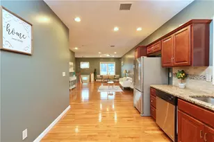 33 Mc Millen St, Providence, RI 02904 - Photo 6