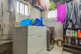 231 Union Ave, Providence, RI 02909 - Photo 32