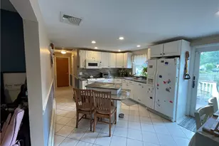 14 Beatrice Ave, Warwick, RI 02889 - Photo 18