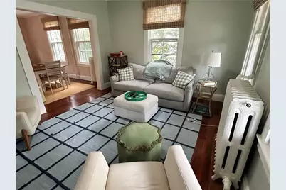 15 Chestnut Street, Newport, RI 02840 - Photo 6