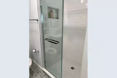 15 Chestnut Street, Newport, RI 02840 - Photo 16