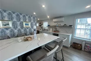 23 Anthony St, Newport, RI 02840 - Photo 12