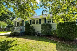 78 Keeley Ave, Warwick, RI 02886 - Photo 28
