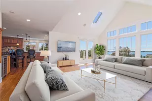 30 Bonnet View Dr, Jamestown, RI 02835 - Photo 14