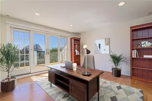 30 Bonnet View Dr, Jamestown, RI 02835 - Photo 16