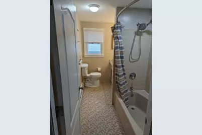 24 Longmeadow Avenue, Middletown, RI 02842 - Photo 6