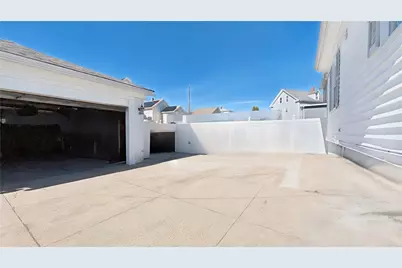 54 Chatham Street, Providence, RI 02904 - Photo 2