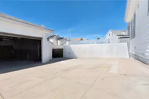 54 Chatham St, Providence, RI 02904 - Photo 2