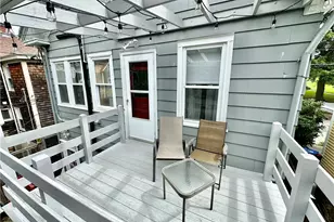 327 Spring St, Newport, RI 02840 - Photo 8