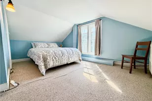 327 Spring St, Newport, RI 02840 - Photo 6