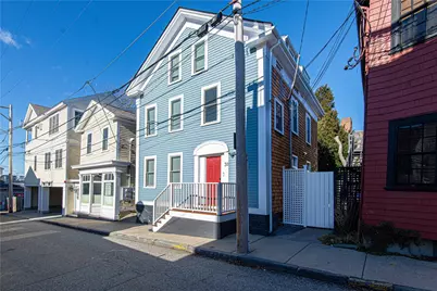 30 Prospect Hill #1, Newport, RI 02840 - Photo 1