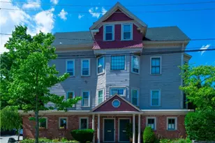 63 Pitman St, Providence, RI 02906 - Photo 1