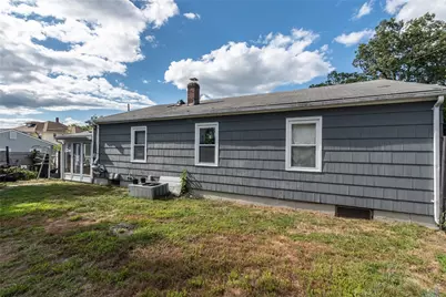 112 Le Brun Avenue, Woonsocket, RI 02895 - Photo 14