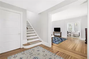 10 Eustis Ave, Newport, RI 02840 - Photo 6