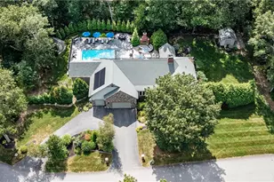 1 Victoria Dr, Smithfield, RI 02917 - Photo 6