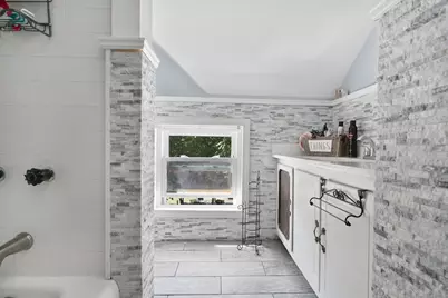 185 Stafford Road, Tiverton, RI 02878 - Photo 12