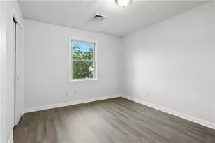 33 Dome St, Providence, RI 02908 - Photo 12