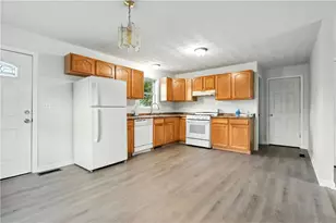 33 Dome St, Providence, RI 02908 - Photo 4