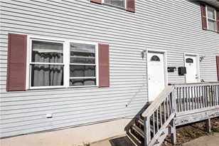 33 Dome St, Providence, RI 02908 - Photo 2