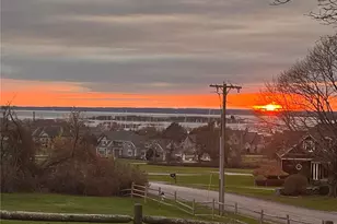 26 Westwood Dr, Portsmouth, RI 02871 - Photo 38