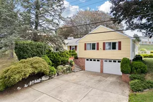 26 Westwood Dr, Portsmouth, RI 02871 - Photo 6