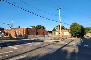 31 Delaine St, Providence, RI 02909 - Photo 1