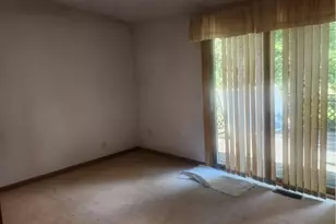 63 Pond View Dr, Warwick, RI 02886 - Photo 10