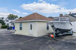 674 N Broadway, East Providence, RI 02914 - Photo 8