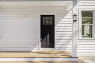 50 S County Trail, North Kingstown, RI 02852 - Photo 4