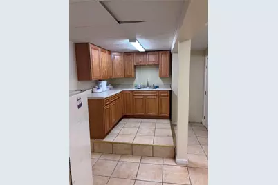 516 Chalkstone Avenue #Lower Level, Providence, RI 02908 - Photo 10