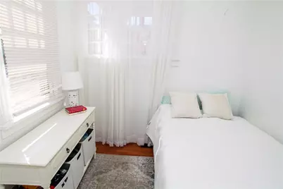 34 Bull Street, Newport, RI 02840 - Photo 34