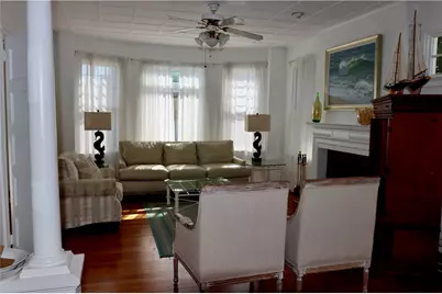 34 Bull Street, Newport, RI 02840 - Photo 24