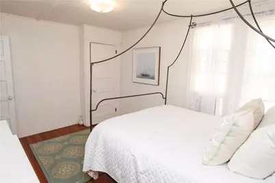 34 Bull Street, Newport, RI 02840 - Photo 14