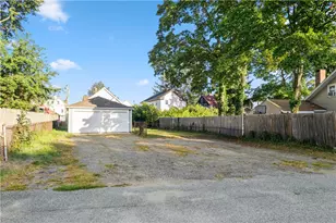 1250 Cranston St, Cranston, RI 02905 - Photo 36